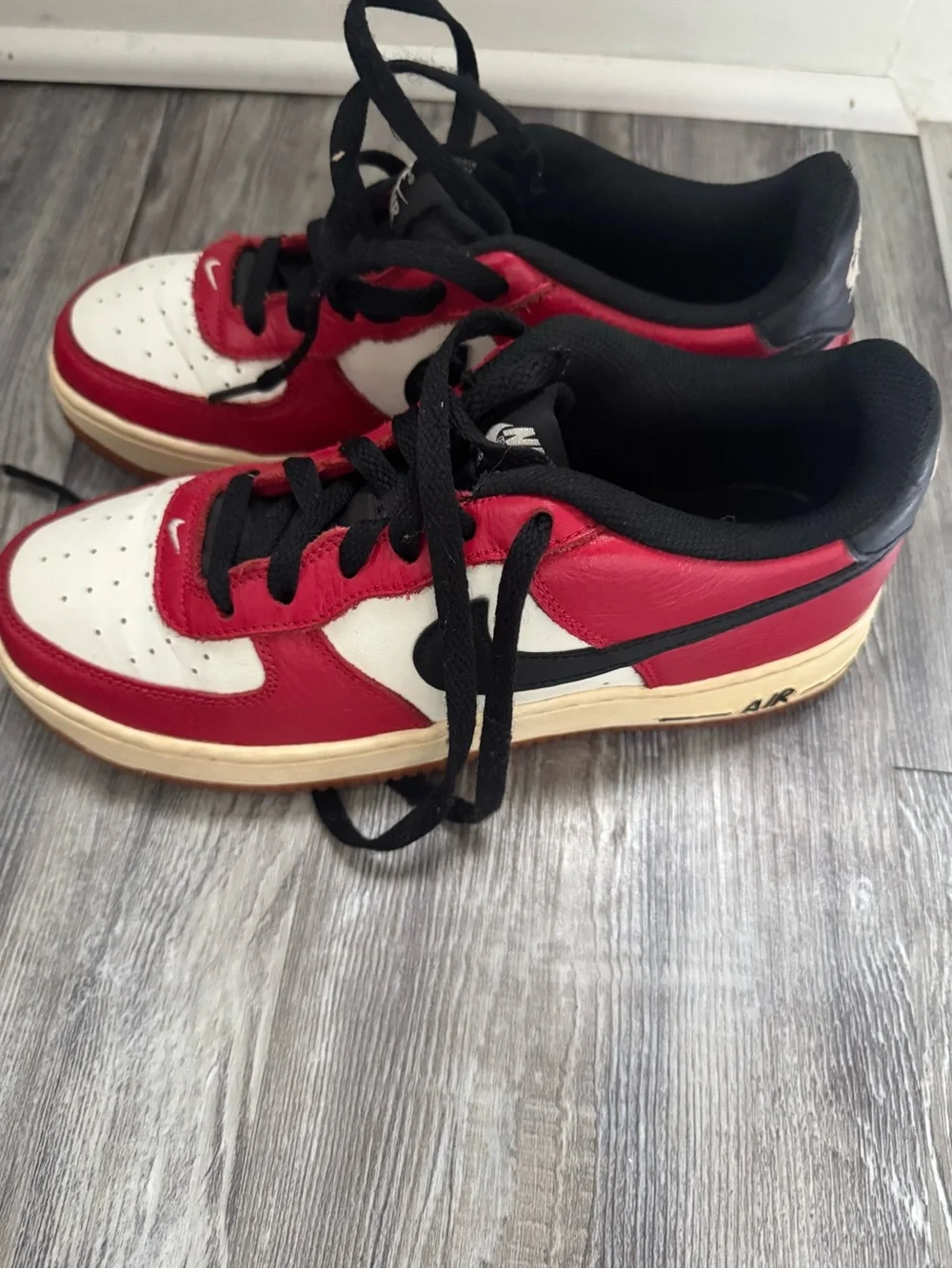 2016 Nike Air Force 1 ‘Gym Red’ Low Top Sneakers in Red, White & Black